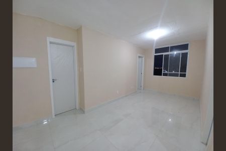 Sala de apartamento para alugar com 2 quartos, 47m² em Catiapoã, São Vicente