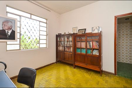 Casa à venda com 250m², 6 quartos e 2 vagas Casa à venda com 250m², 6 quartos e 2 vagasSuíte 1