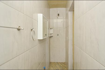 Casa à venda com 250m², 6 quartos e 2 vagas Casa à venda com 250m², 6 quartos e 2 vagasBanheiro Suíte 3