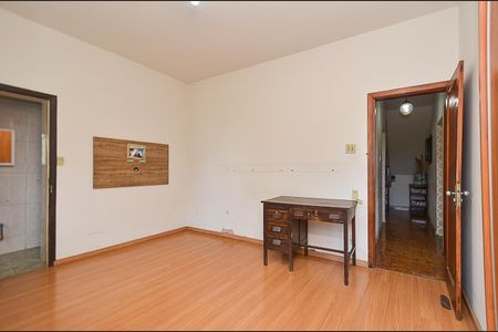 Casa à venda com 250m², 6 quartos e 2 vagas Casa à venda com 250m², 6 quartos e 2 vagasSuíte 3