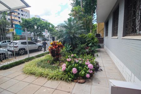 Apartamento à venda com 120m², 3 quartos e sem vagaÁrea comum - jardim