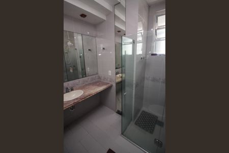 Apartamento à venda com 120m², 3 quartos e sem vagaBanheiro Social