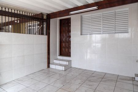 Casa para alugar com 90m², 2 quartos e 1 vaga