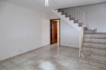 Casa para alugar com 90m², 2 quartos e 1 vaga