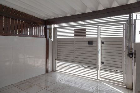 Casa para alugar com 90m², 2 quartos e 1 vaga