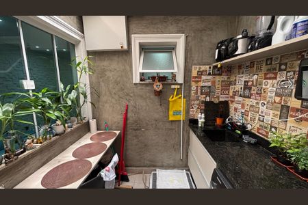 Apartamento à venda com 46m², 2 quartos e 1 vagaÁrea de Serviço