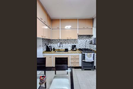 Apartamento à venda com 100m², 3 quartos e 2 vagasCozinha