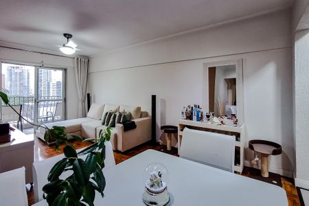Apartamento à venda com 100m², 3 quartos e 2 vagasSala