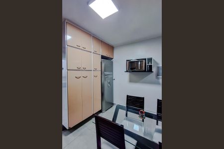 Apartamento à venda com 100m², 3 quartos e 2 vagasCozinha