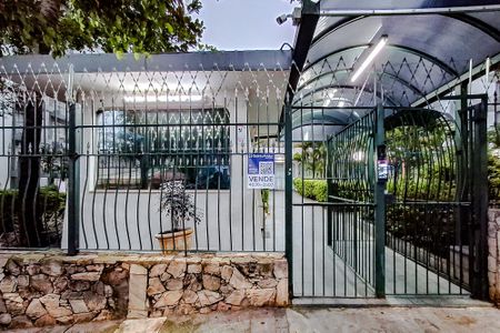 Apartamento à venda com 100m², 3 quartos e 2 vagasFachada - Plaquinha