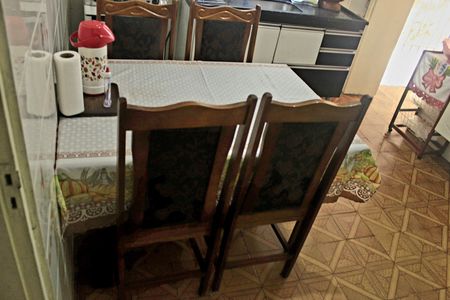 Casa à venda com 150m², 5 quartos e 2 vagasCozinha (casa 1)