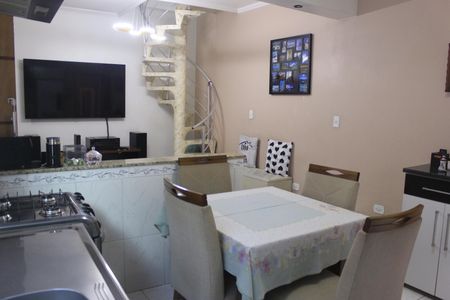 Casa à venda com 150m², 5 quartos e 2 vagasSala com cozinha (casa 2)