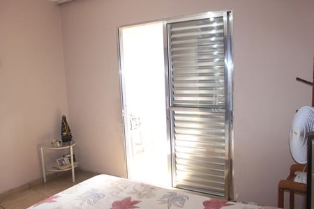 Casa à venda com 150m², 5 quartos e 2 vagasQuarto 1 (casa 1)