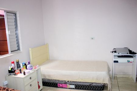 Casa à venda com 150m², 5 quartos e 2 vagasQuarto 2 (casa 1)