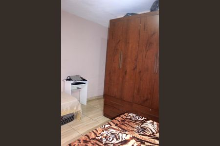 Casa à venda com 150m², 5 quartos e 2 vagasQuarto 2 (casa 1)