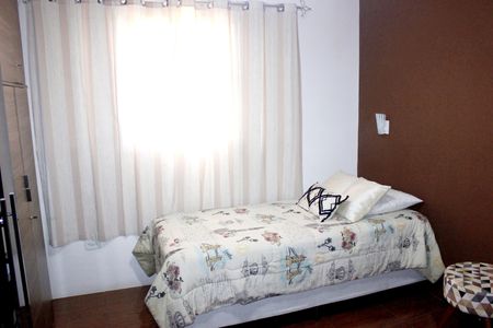 Casa à venda com 150m², 5 quartos e 2 vagasQuarto 2 (casa 2)