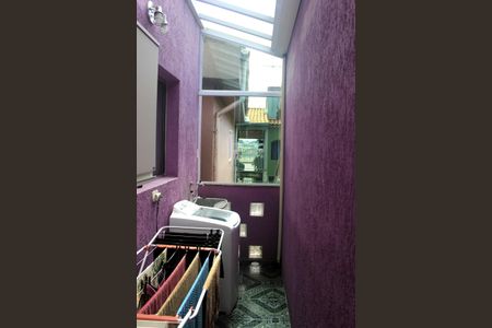 Casa à venda com 150m², 5 quartos e 2 vagasLavanderia (casa 2)