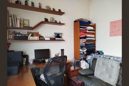 Casa à venda com 300m², 4 quartos e 4 vagasQuarto 2