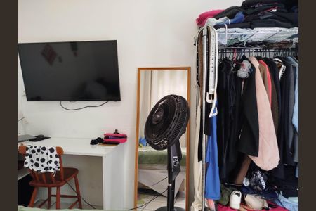 Casa à venda com 300m², 4 quartos e 4 vagasEdícula: quarto 4