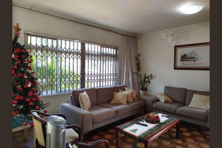 Casa à venda com 300m², 4 quartos e 4 vagasSala