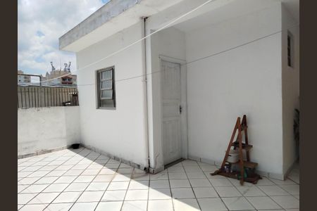 Casa à venda com 300m², 4 quartos e 4 vagasEdícula : Pátio