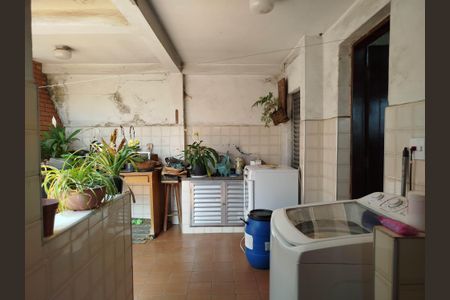 Casa à venda com 300m², 4 quartos e 4 vagasÁrea de serviço