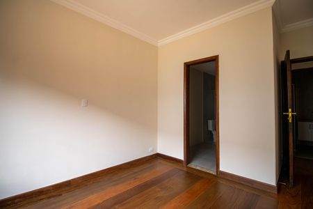 Casa para alugar com 146m², 3 quartos e 4 vagasSuíte 