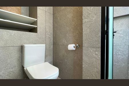 Apartamento à venda com 75m², 2 quartos e sem vagaBanheiro da Suíte 1