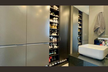 Apartamento à venda com 75m², 2 quartos e sem vagaBanheiro da Suíte 2