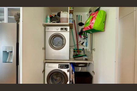 Apartamento à venda com 75m², 2 quartos e sem vagaÁrea de Serviço