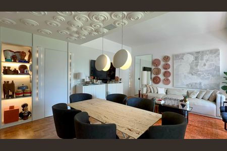 Sala de Jantar de apartamento à venda com 2 quartos, 75m² em Cerqueira César, São Paulo