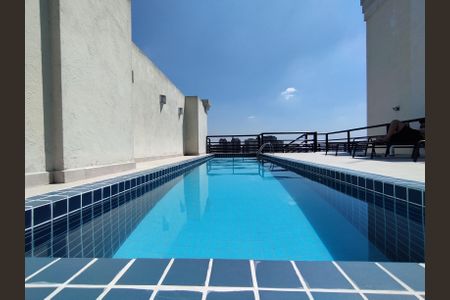 Apartamento à venda com 68m², 2 quartos e 2 vagasÁrea comum - Piscina