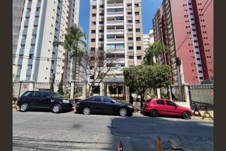 Apartamento à venda com 68m², 2 quartos e 2 vagasFachada e portaria