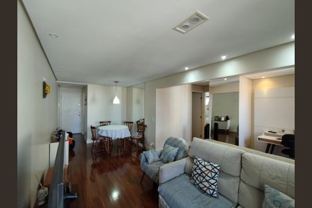 Apartamento à venda com 68m², 2 quartos e 2 vagasSala 