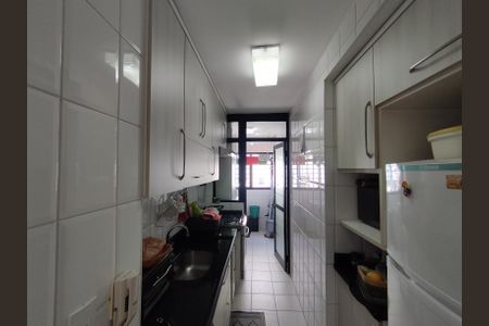 Apartamento à venda com 68m², 2 quartos e 2 vagasCozinha - Armários