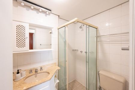 Apartamento à venda com 75m², 3 quartos e 2 vagasBanheiro Social