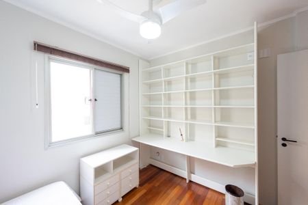 Apartamento à venda com 75m², 3 quartos e 2 vagasQuarto 3