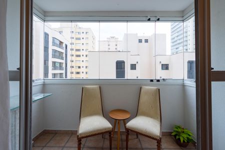 Sala de apartamento à venda com 3 quartos, 75m² em Chácara Inglesa, São Paulo