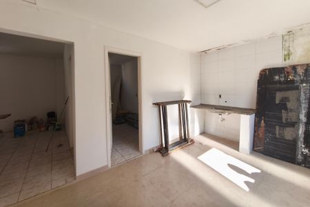 Casa para alugar com 220m², 2 quartos e 3 vagasEdícula - Cozinha