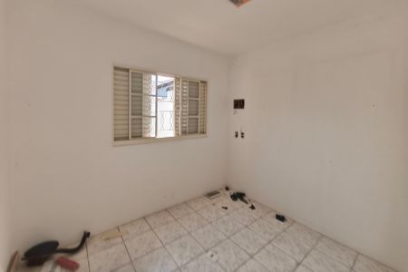 Casa para alugar com 220m², 2 quartos e 3 vagasEdícula - Quarto