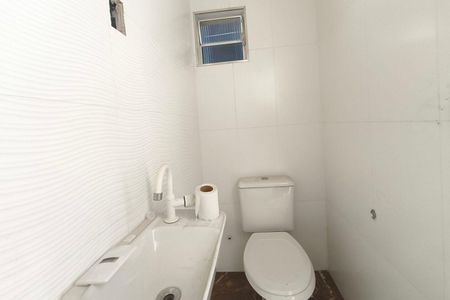 Casa para alugar com 220m², 2 quartos e 3 vagasBanheiro