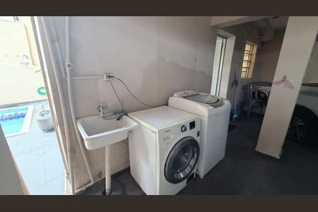 Casa para alugar com 50m², 1 quarto e 1 vagaÁrea de Serviço