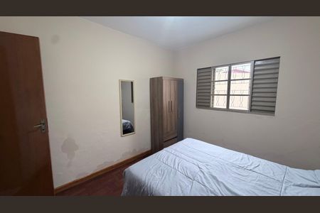Quarto de casa para alugar com 1 quarto, 50m² em Vila Joaquim Inacio, Campinas