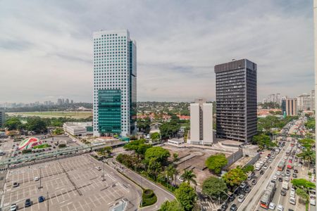 Vista de kitnet/studio para alugar com 1 quarto, 25m² em Pinheiros, São Paulo