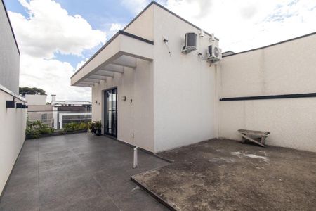 Casa de condomínio para alugar com 215m², 2 quartos e 3 vagasTerraço