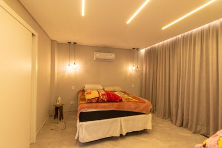 Casa de condomínio para alugar com 215m², 2 quartos e 3 vagasQuarto 2 Suíte