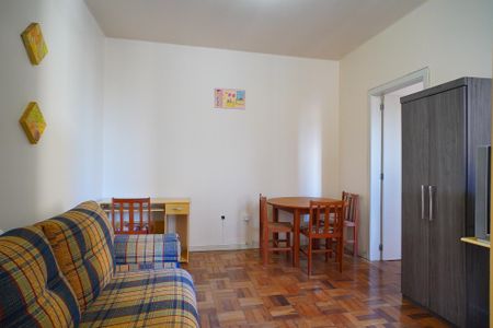 Sala  de apartamento à venda com 1 quarto, 43m² em Centro Histórico, Porto Alegre