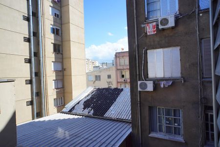 Quarto -Vista  de apartamento à venda com 1 quarto, 43m² em Centro Histórico, Porto Alegre