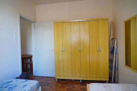 Quarto  de apartamento à venda com 1 quarto, 43m² em Centro Histórico, Porto Alegre