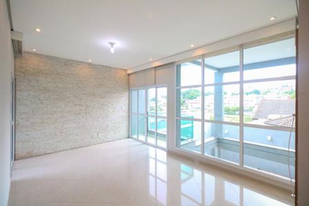 Casa à venda com 383m², 4 quartos e 5 vagasSala